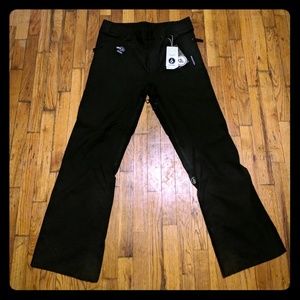 New Volcom snowboard pants